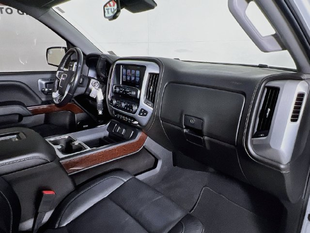 Used 2018 GMC Sierra 1500 SLT AWD/4WD image 40