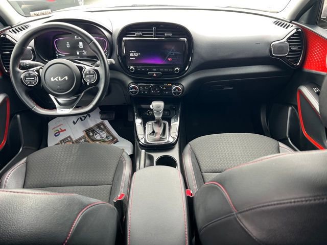 Certified 2023 Kia Soul GT-Line image 10
