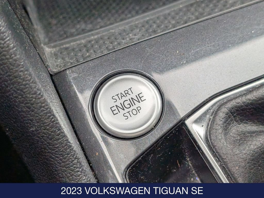 Certified 2023 Volkswagen Tiguan SE AWD/4WD image 28