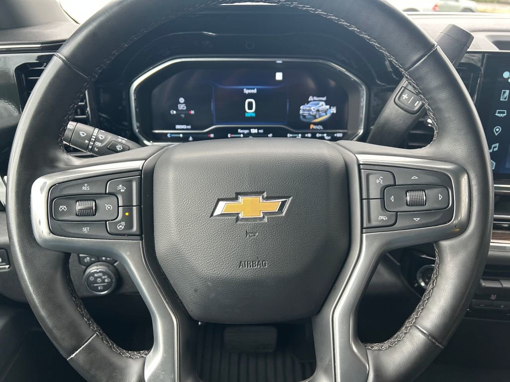 Certified 2025 Chevrolet Silverado 2500 LT w/ Safety Package AWD/4WD image 17