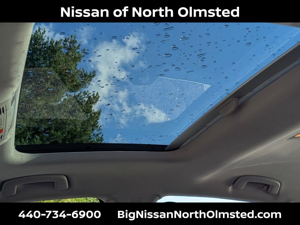 Used 2023 Volkswagen Jetta SE w/ Panoramic Sunroof Package image 18