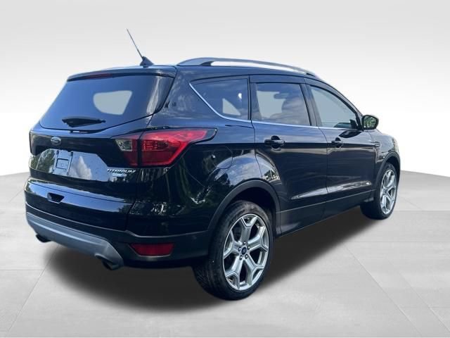 Used 2019 Ford Escape Titanium AWD/4WD image 5