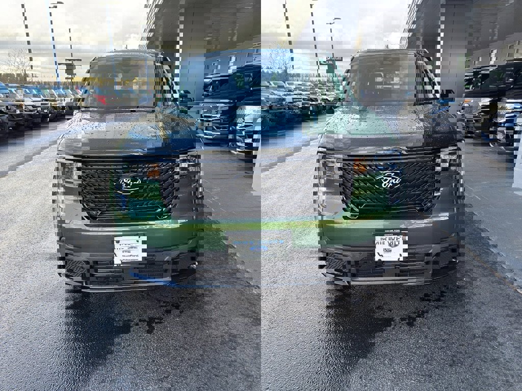 New 2025 Ford Maverick Lariat w/ Black Appearance Package video 1