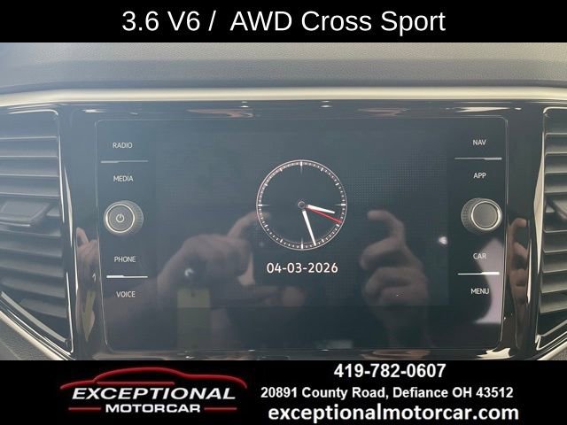 Used 2022 Volkswagen Atlas Cross Sport SEL Premium R-Line image 41