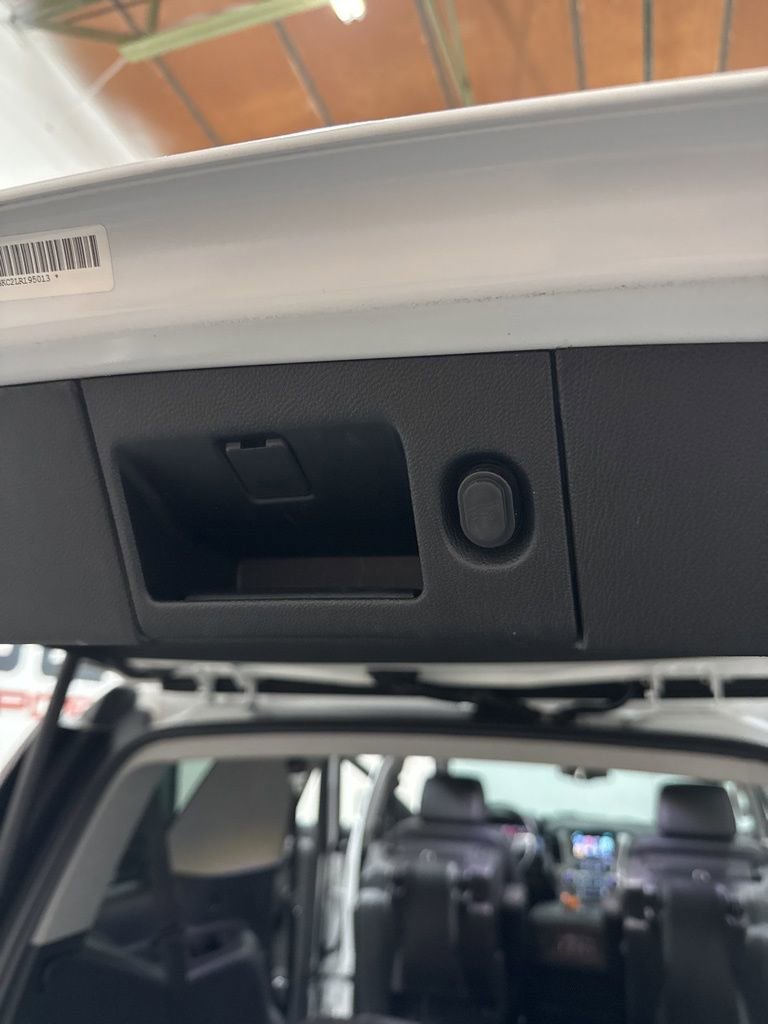 Used 2020 GMC Yukon SLT image 41