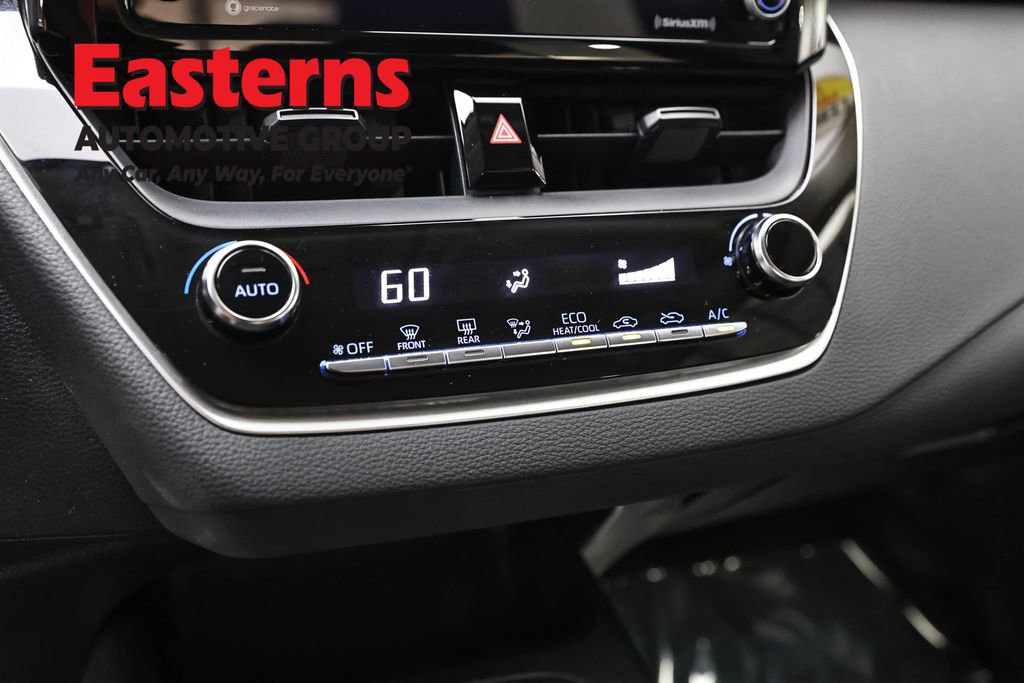 Used 2022 Toyota Corolla LE FWD image 19