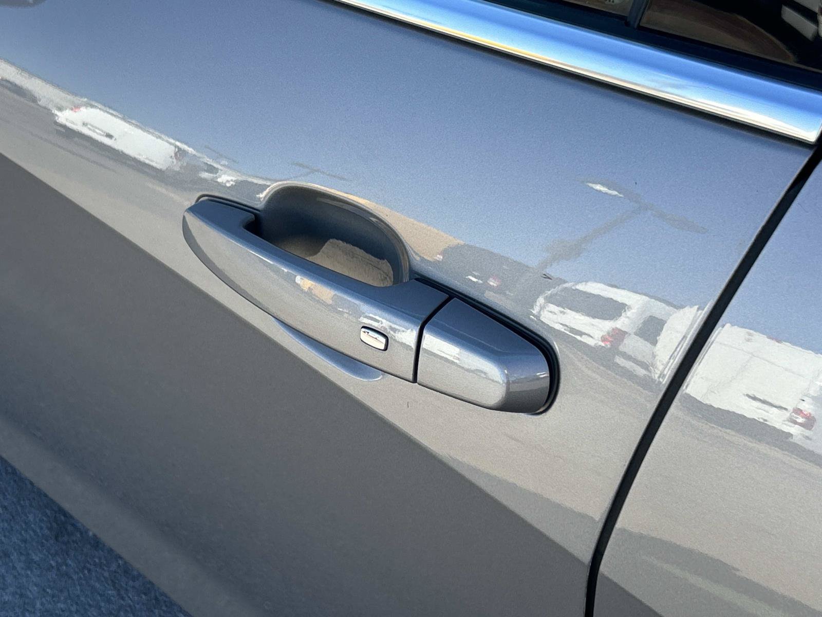 Used 2024 Chevrolet Malibu LT FWD image 14