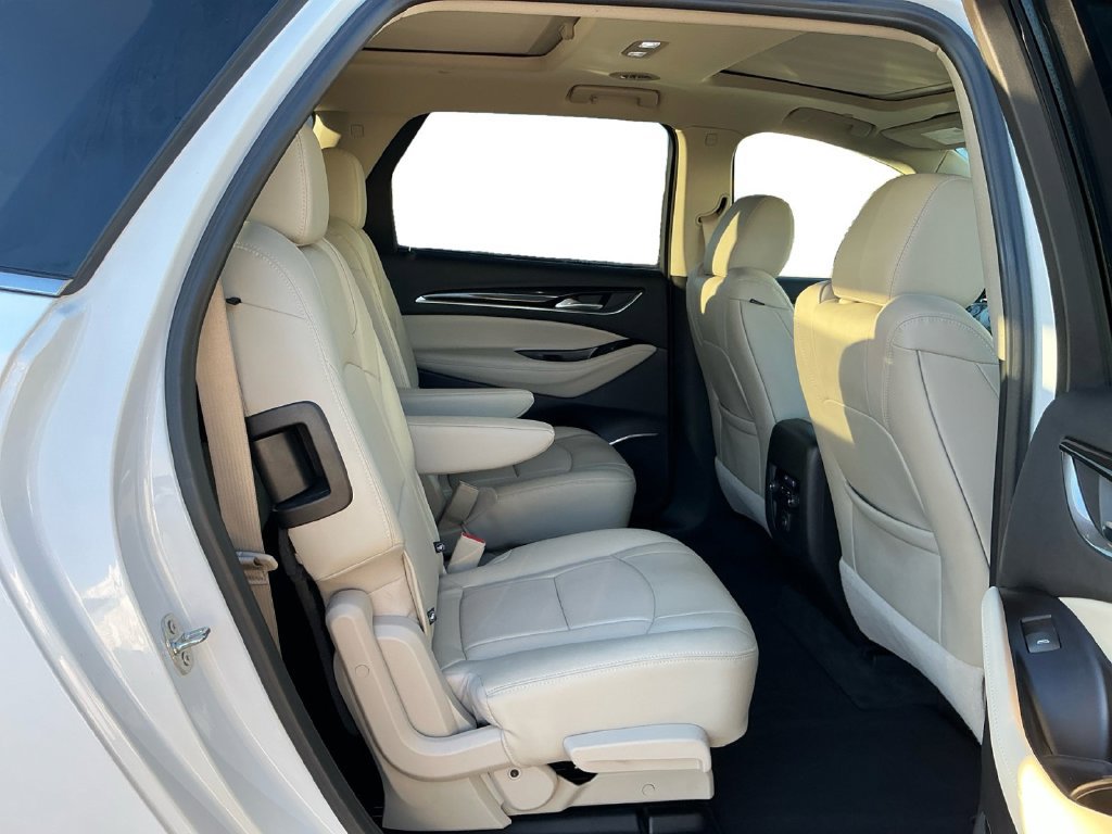 Used 2020 Buick Enclave Essence FWD image 23