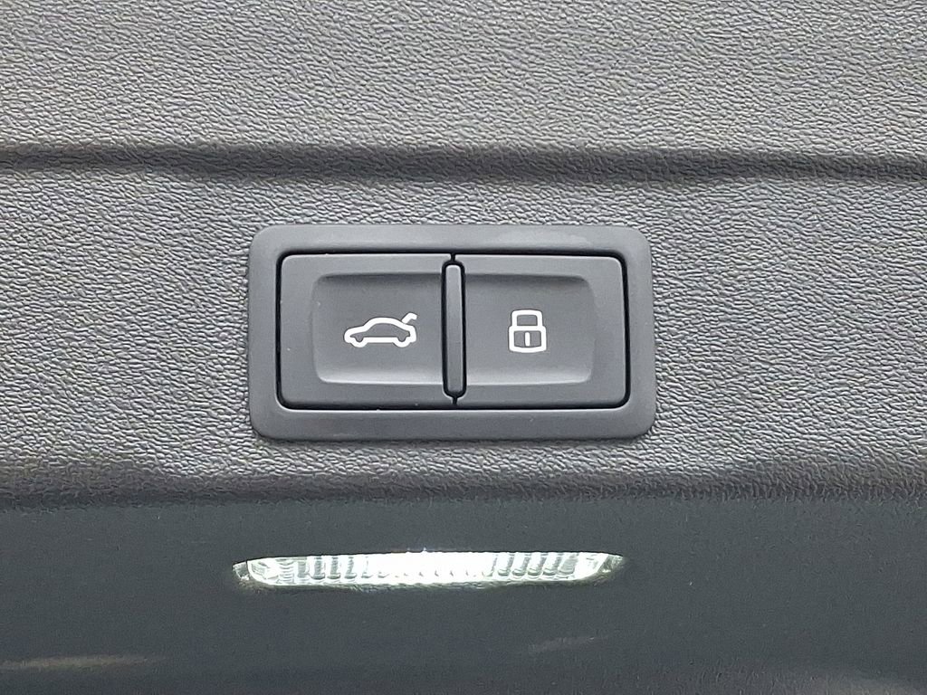 Certified 2025 Audi A5 2.0T Premium w/ Convenience Package image 30