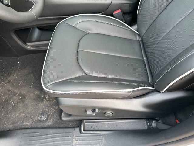 New 2026 Chrysler Pacifica Limited w/ S Appearance Package FWD image 20