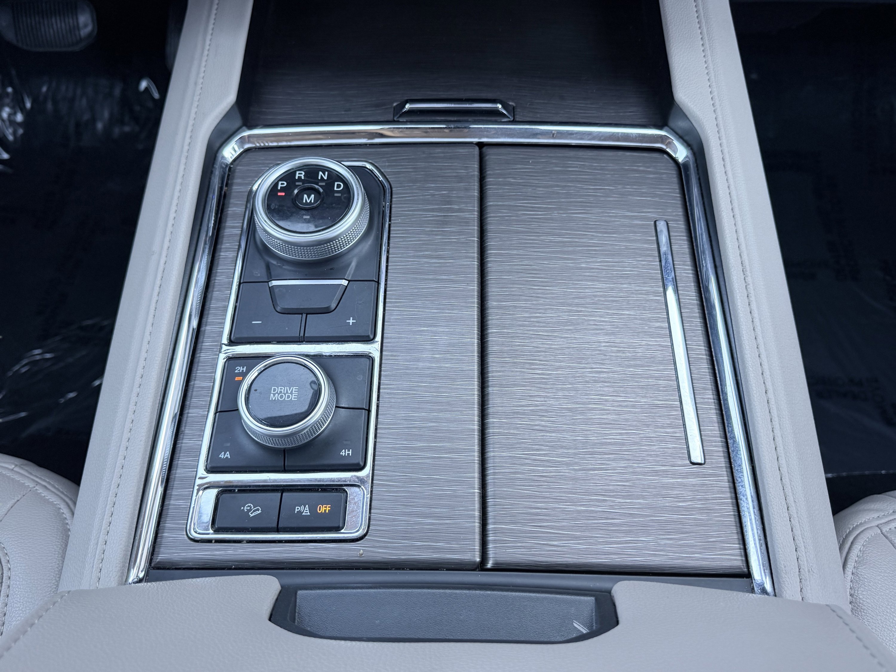 Used 2024 Ford Expedition Max Limited image 66