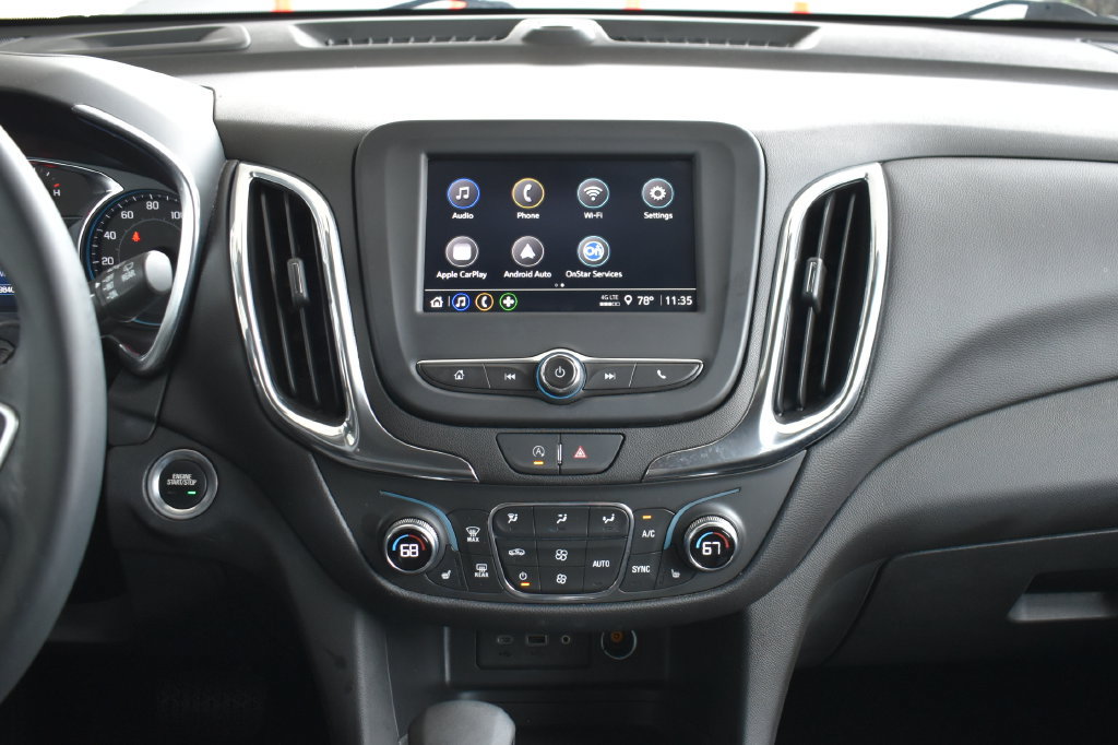 Used 2023 Chevrolet Equinox LT FWD image 18