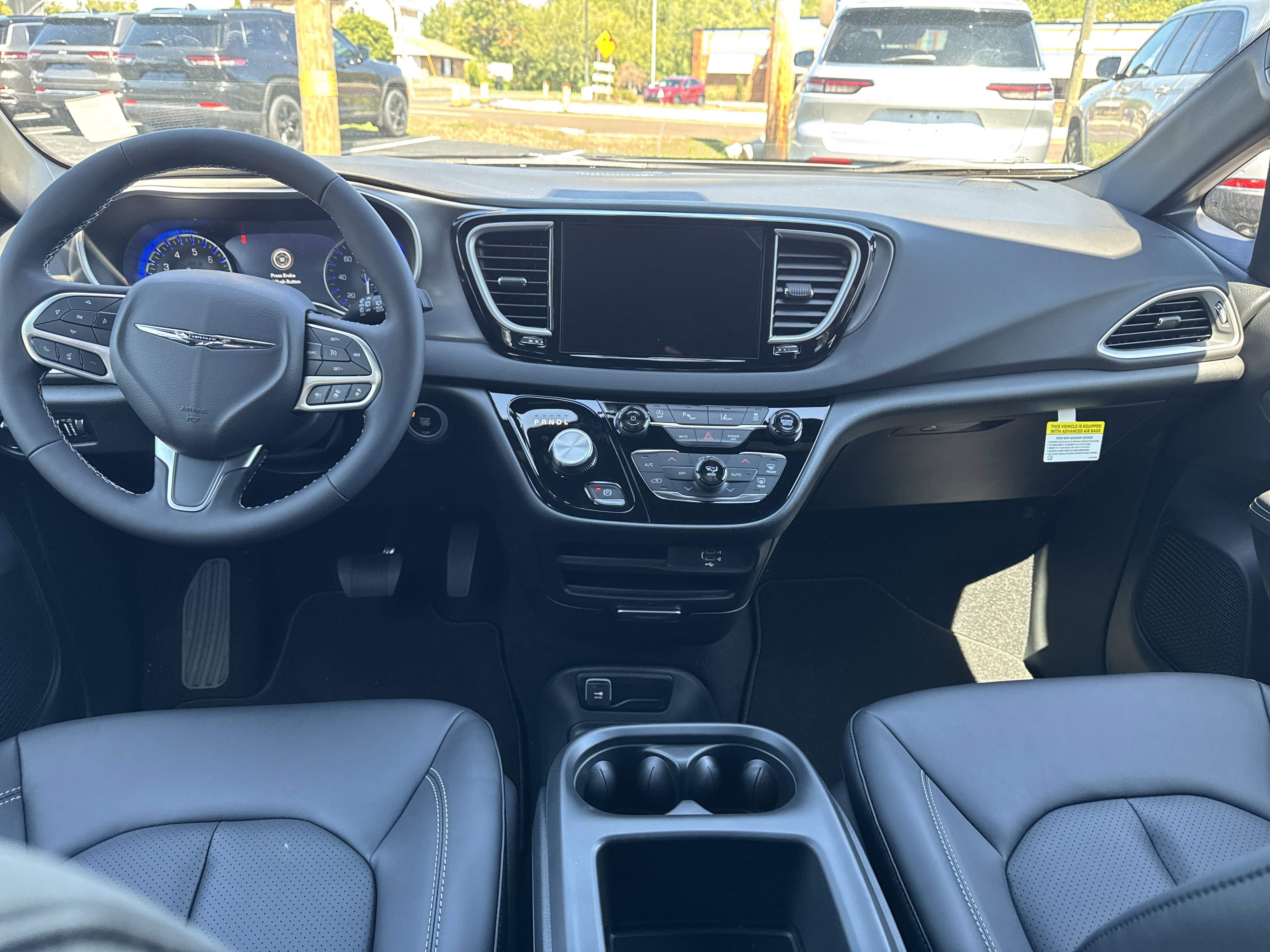 New 2026 Chrysler Voyager LX image 14