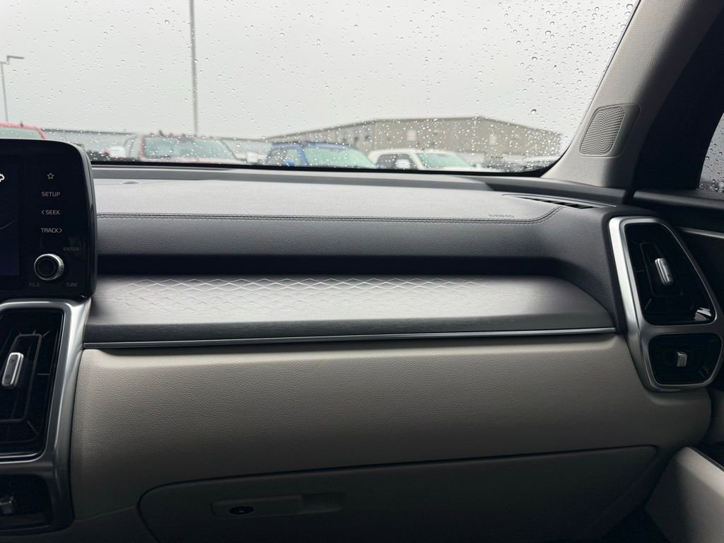 Used 2024 Kia Sorento SX Prestige image 15