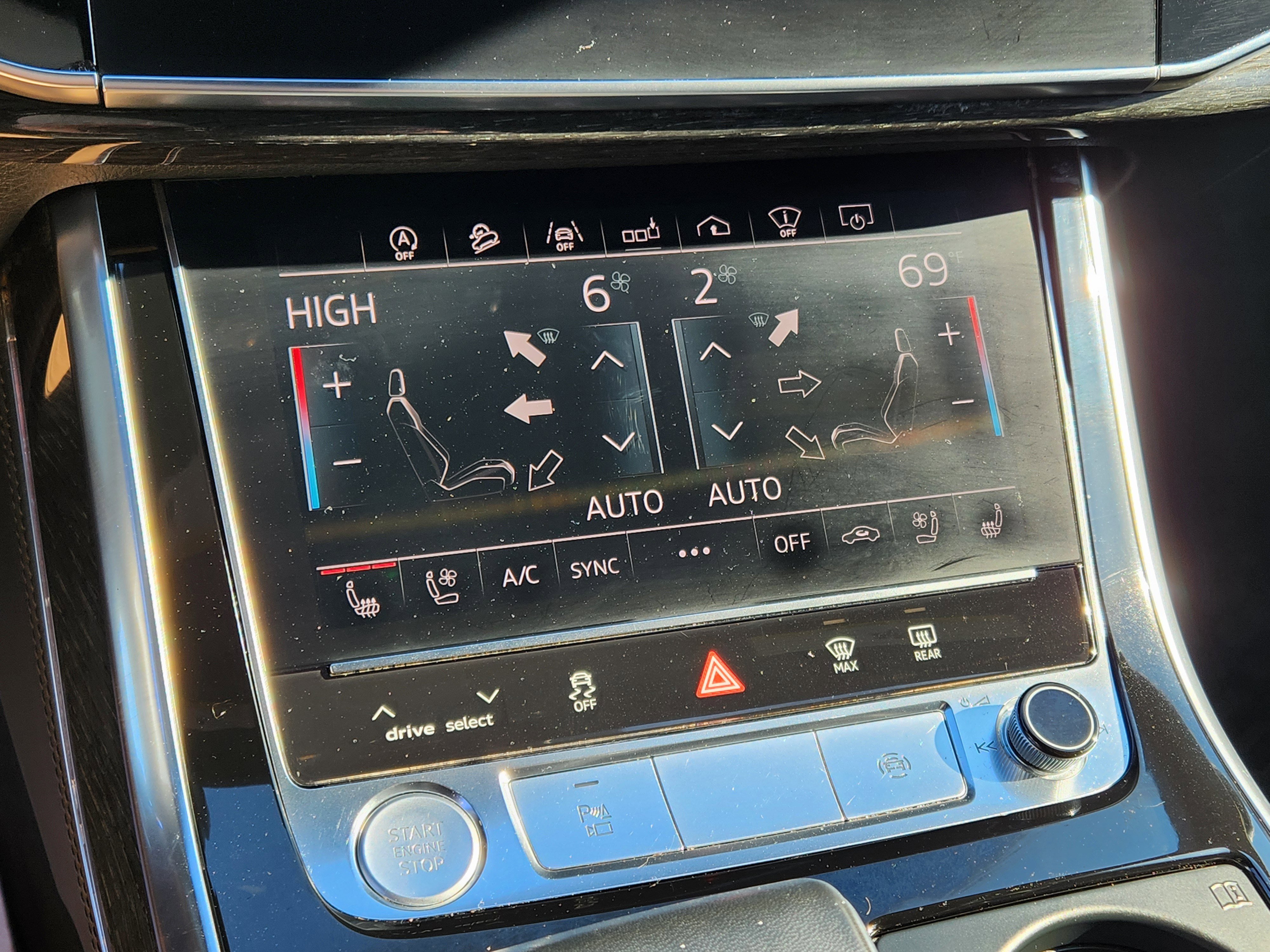 Used 2019 Audi Q8 Prestige w/ Luxury Package image 20