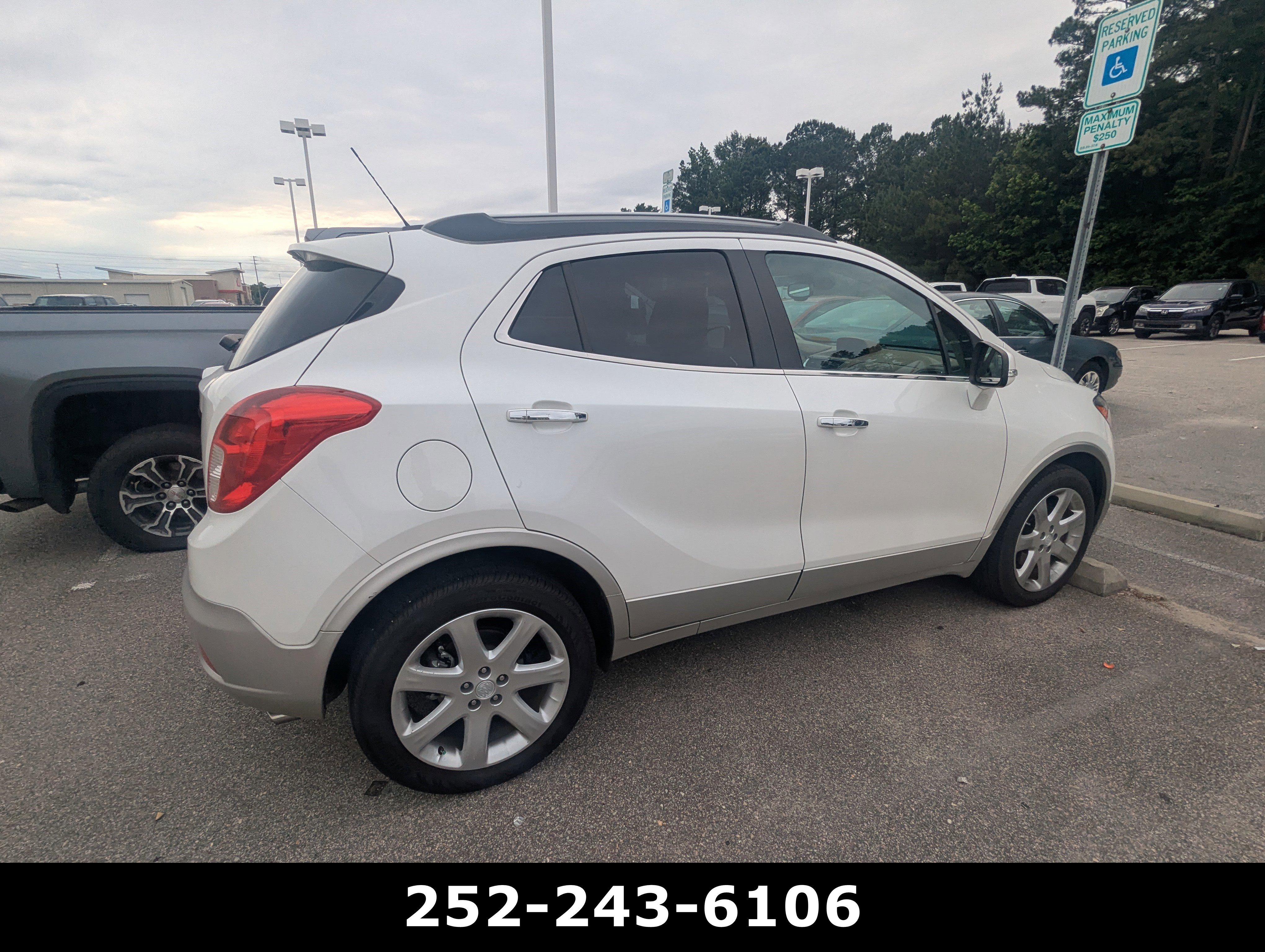 Used 2015 Buick Encore Leather FWD image 3