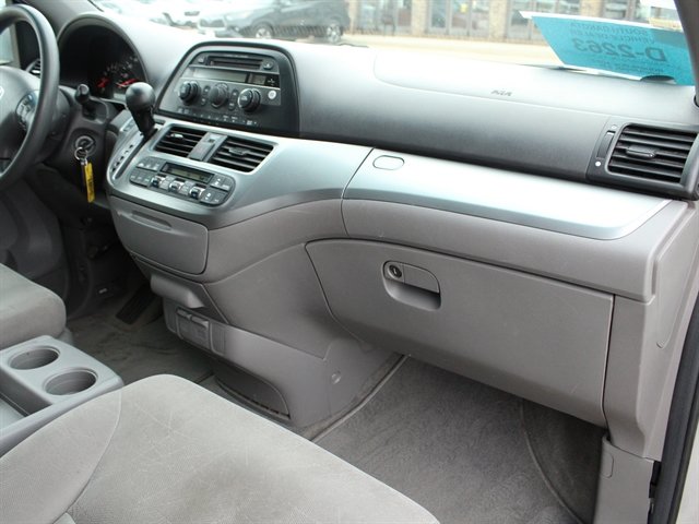 Used 2010 Honda Odyssey EX image 25