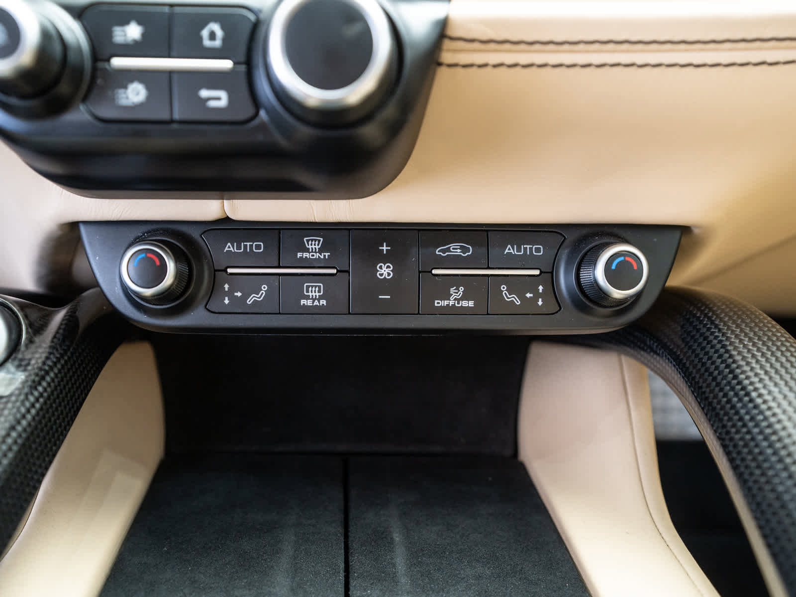 Certified 2018 Ferrari GTC4Lusso image 27