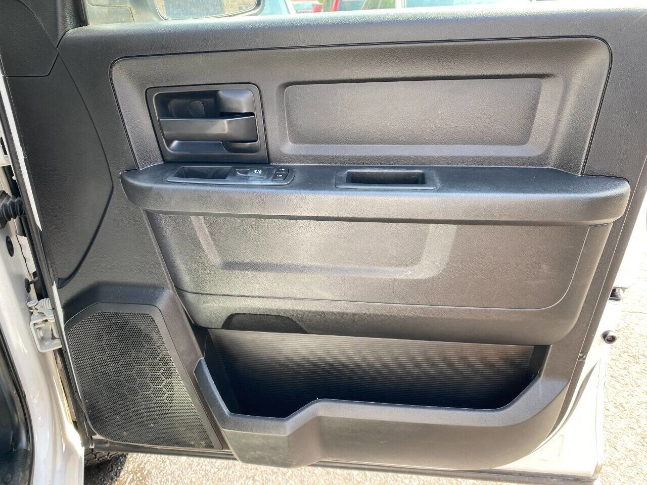 Used 2018 RAM 2500 Tradesman image 32