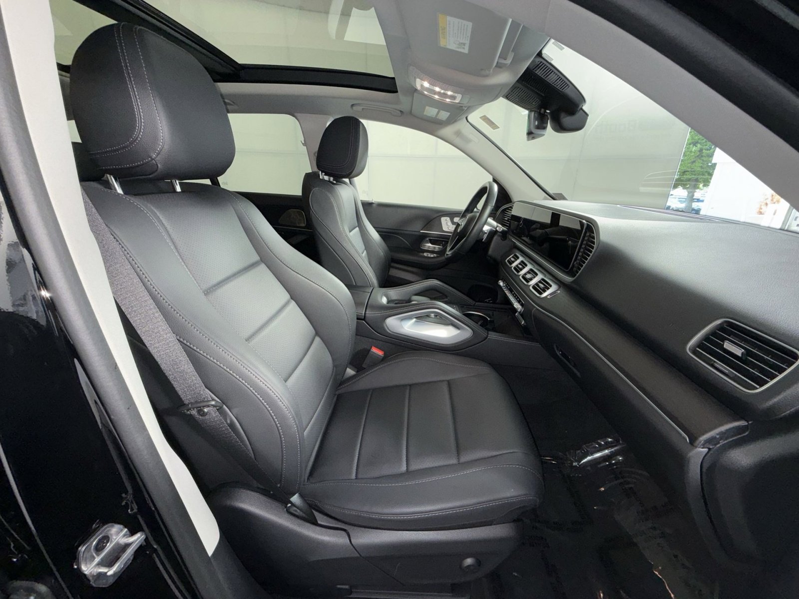 Used 2024 Mercedes-Benz GLE 450 4MATIC image 27