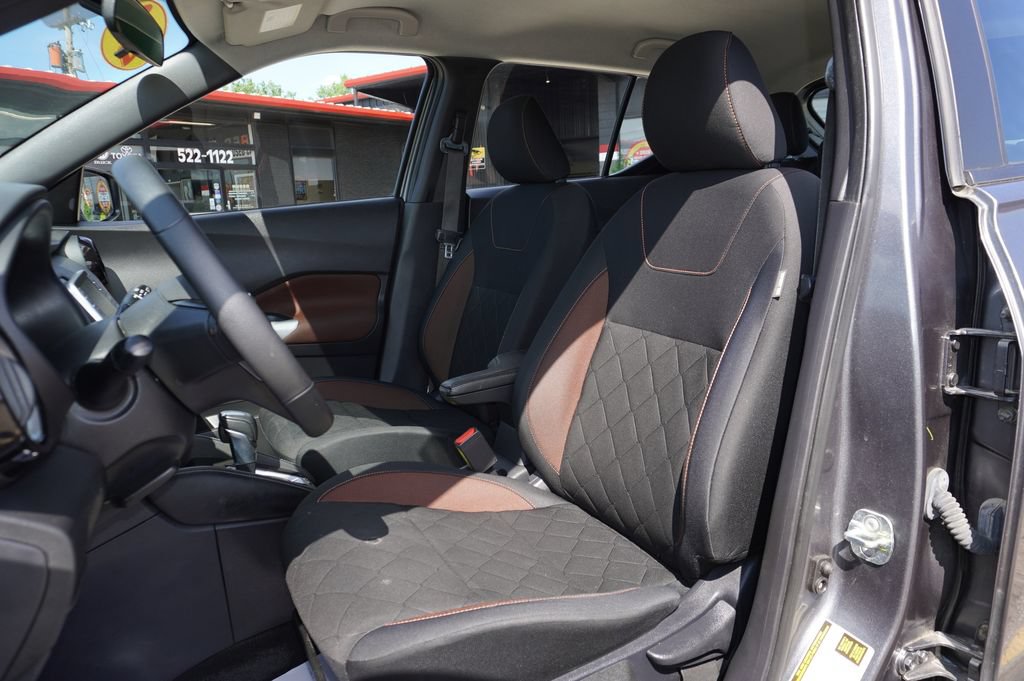 Used 2020 Nissan Kicks SR FWD image 22