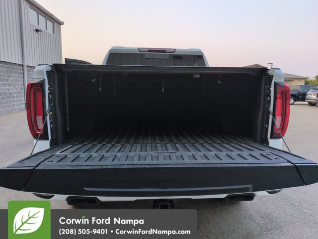 Used 2021 GMC Sierra 1500 AT4 w/ AT4 Carbonpro Edition AWD/4WD image 28