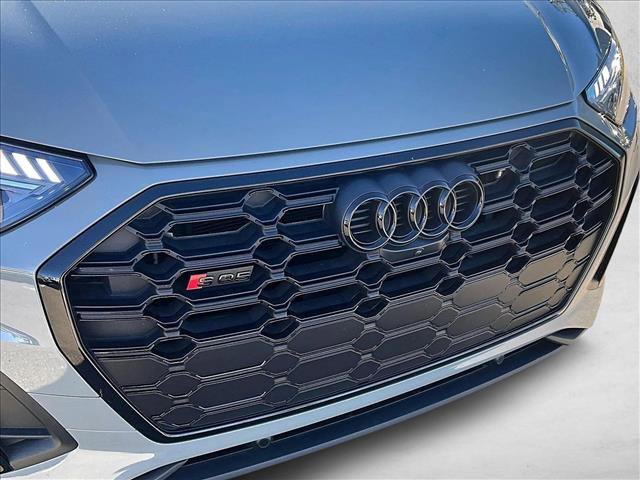 Used 2022 Audi SQ5 Prestige w/ Prestige Package image 28