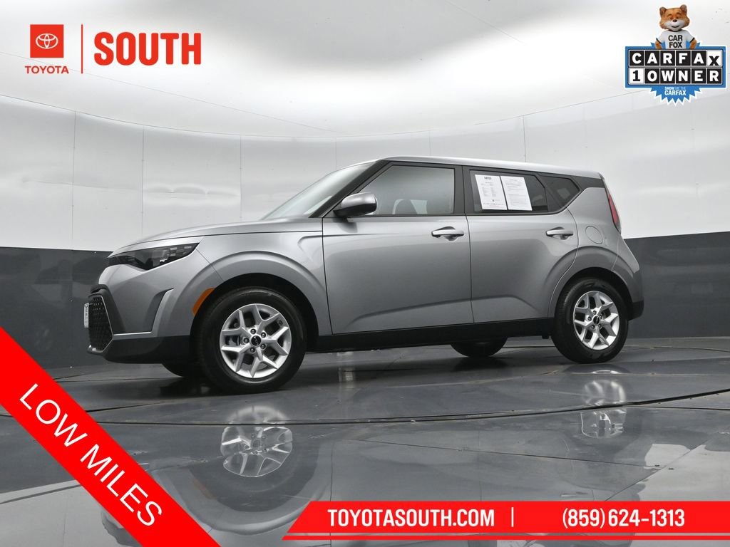 Used 2025 Kia Soul LX w/ LX Technology Package FWD image 38