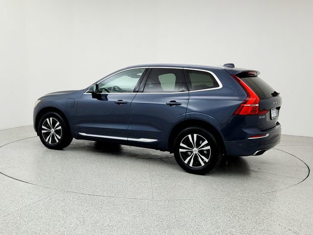 Used 2021 Volvo XC60 T8 Inscription Expression image 7