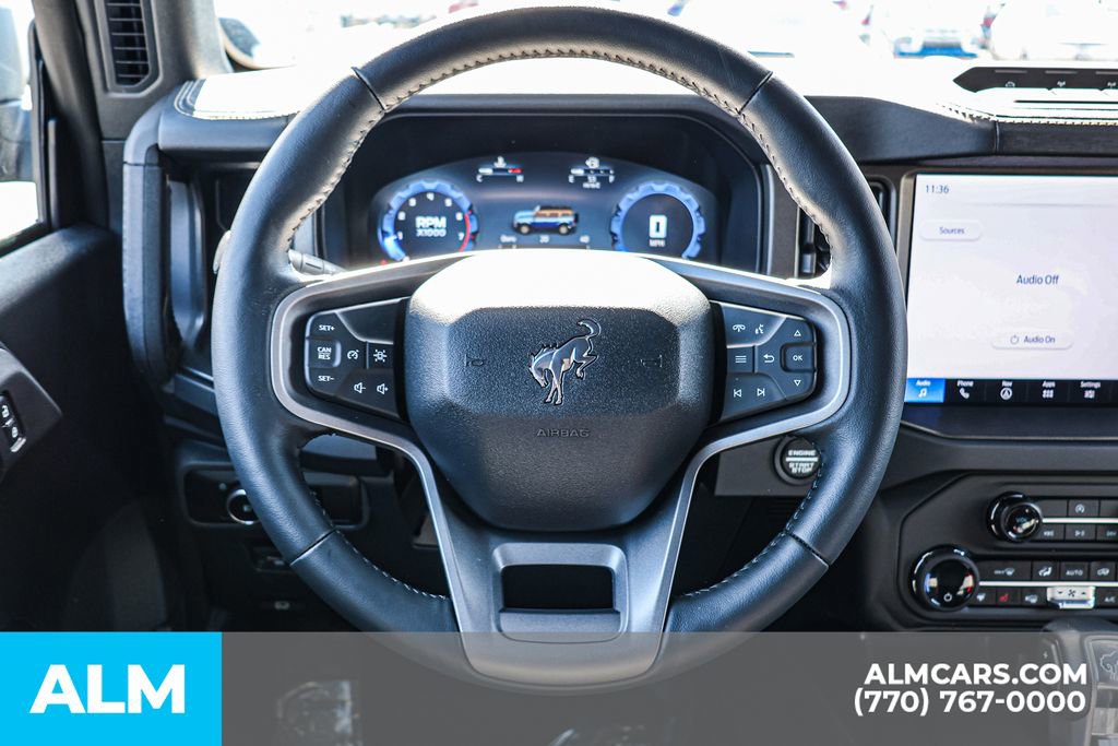 Used 2025 Ford Bronco Badlands image 30