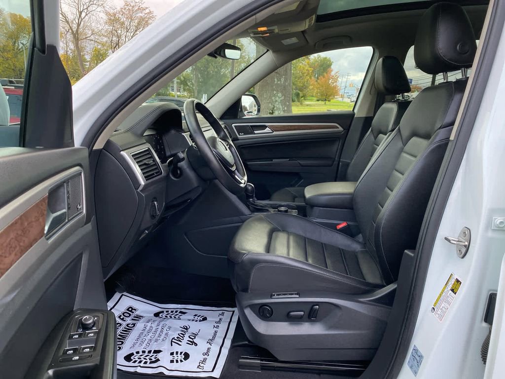 Used 2018 Volkswagen Atlas SEL Premium image 13