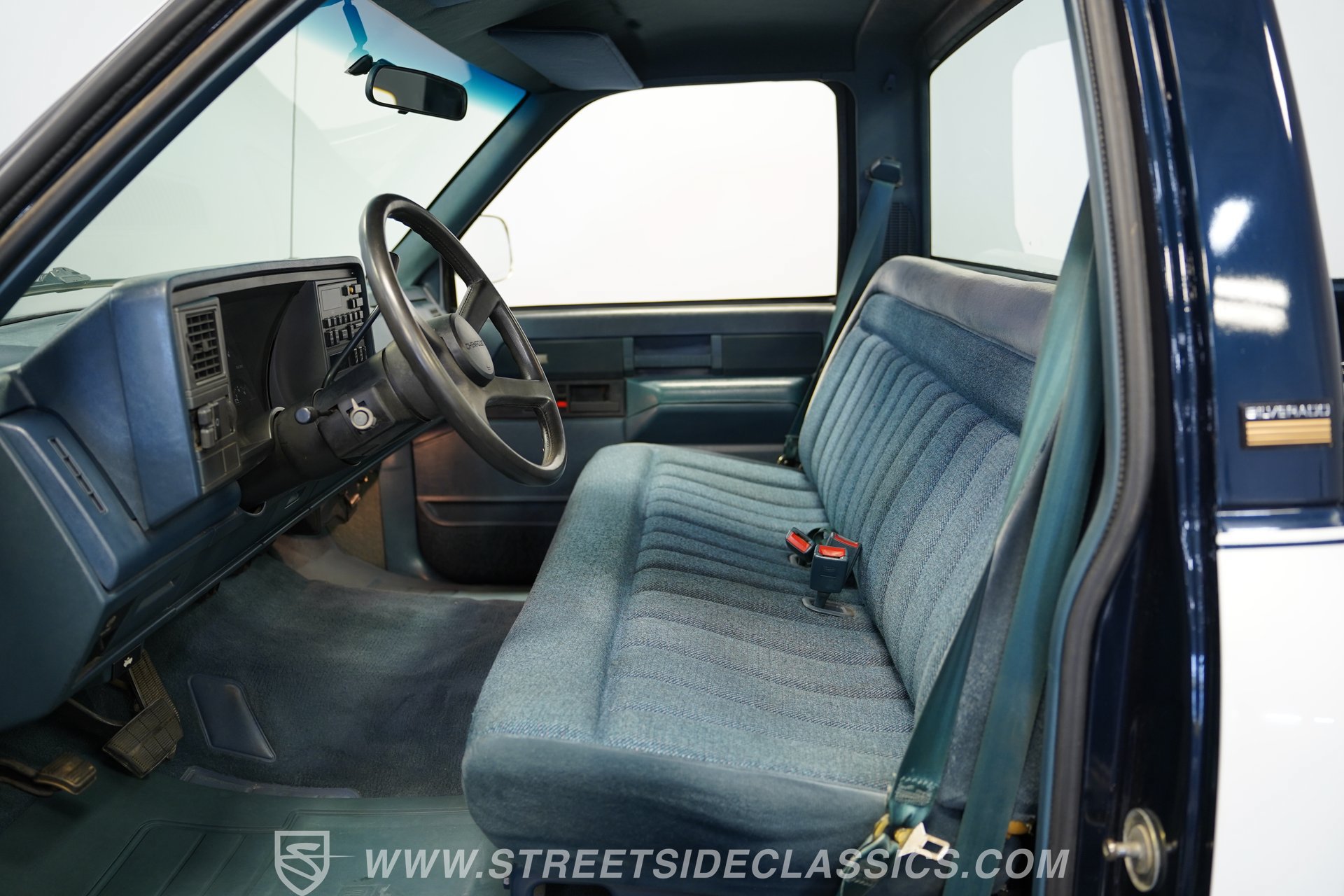 Used 1989 Chevrolet Silverado 1500 2WD Regular Cab image 39