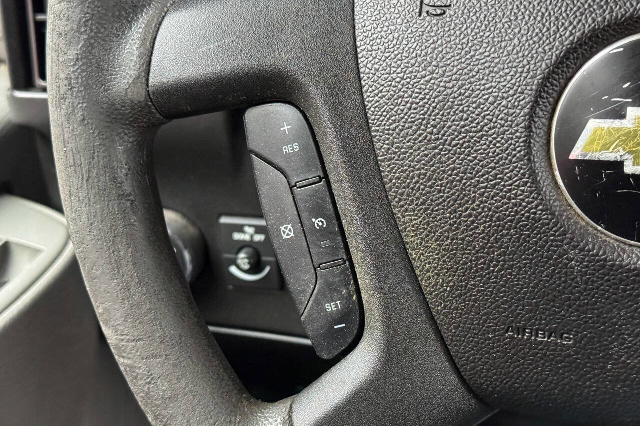 Used 2017 Chevrolet Express 2500 image 26