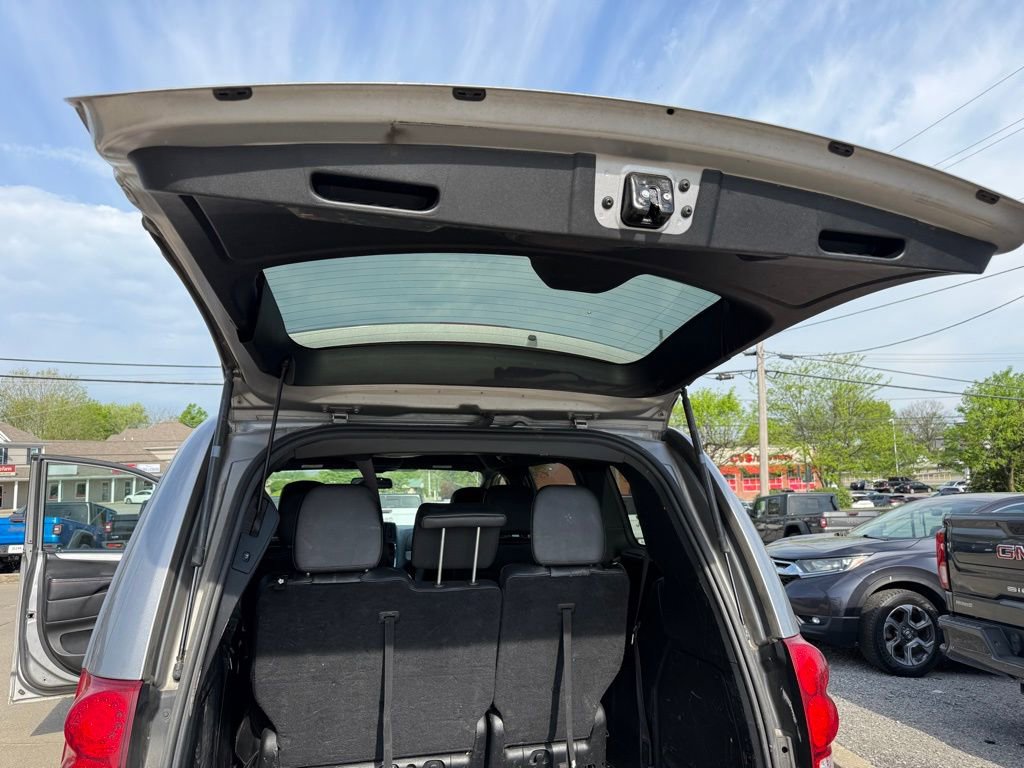 Used 2017 Dodge Grand Caravan GT w/ Safety Sphere Group FWD image 27