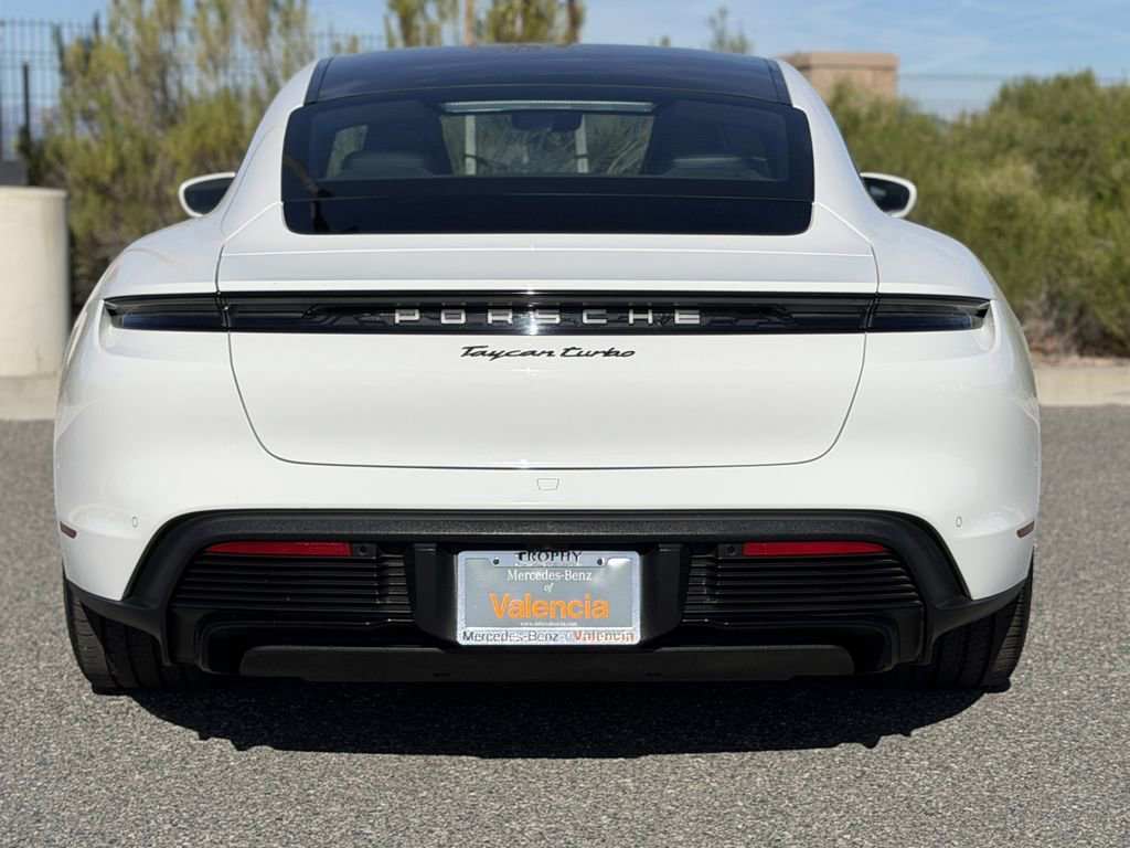 Used 2020 Porsche Taycan Turbo image 9