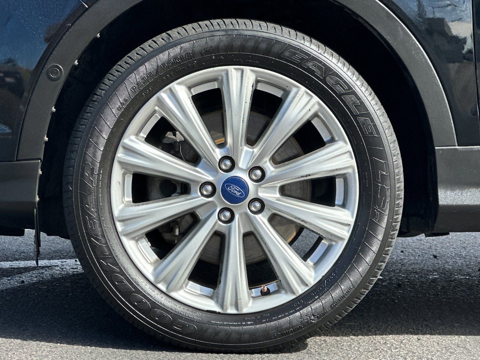 Used 2018 Ford Escape Titanium image 24