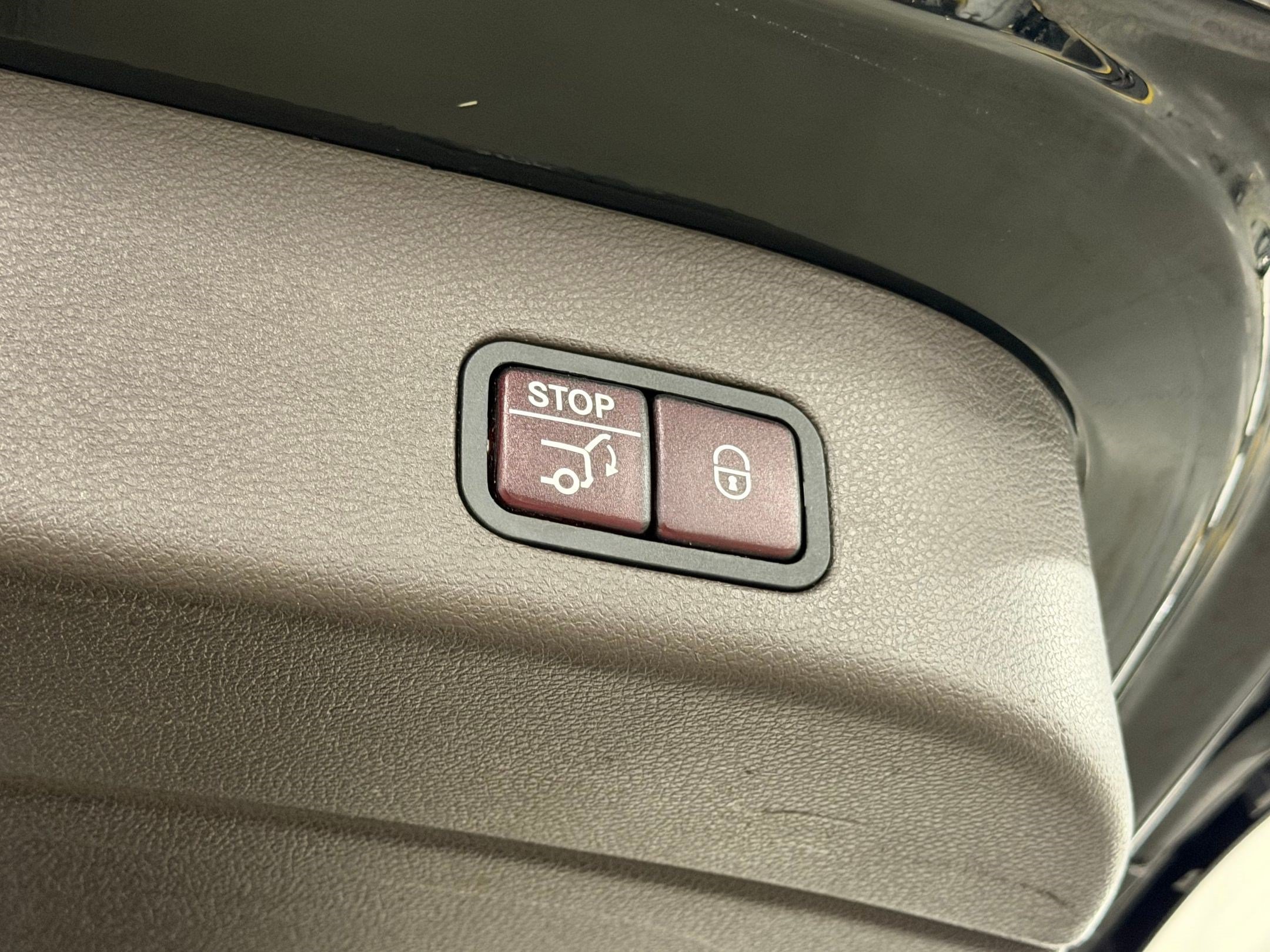 Used 2019 Mercedes-Benz GLS 450 4MATIC image 23