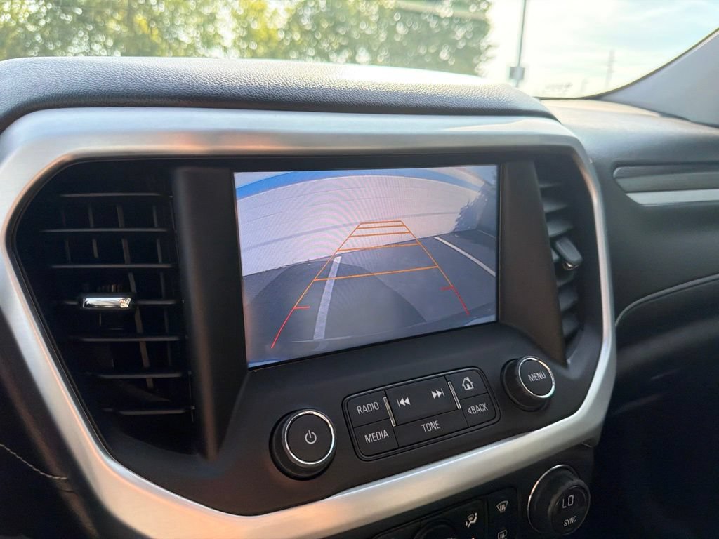 Used 2017 GMC Acadia SLT w/ LPO, Cargo Package FWD image 30