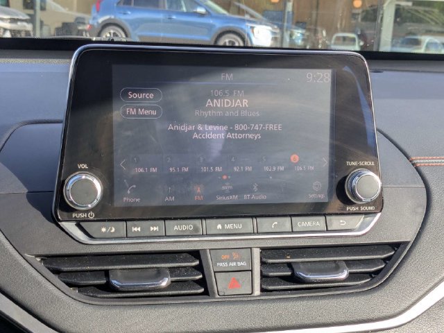 Used 2021 Nissan Altima 2.5 SR w/ SR Premium Package FWD image 17
