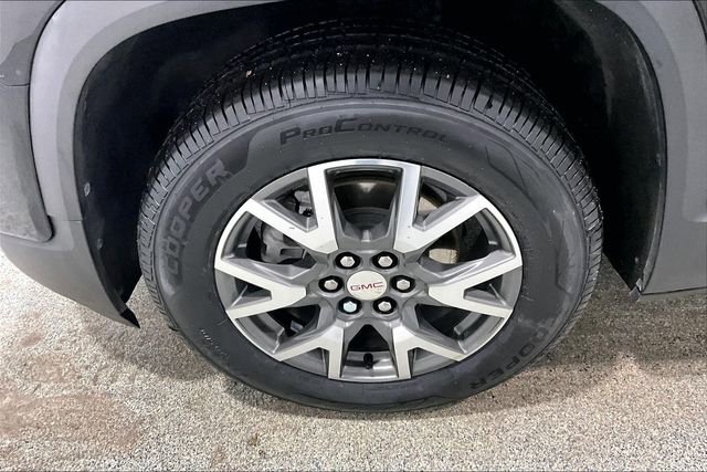 Used 2023 GMC Acadia SLE w/ LPO, Black Accent Package image 36