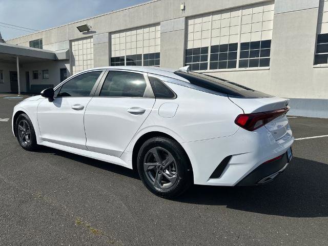 Used 2021 Kia K5 LX FWD image 4