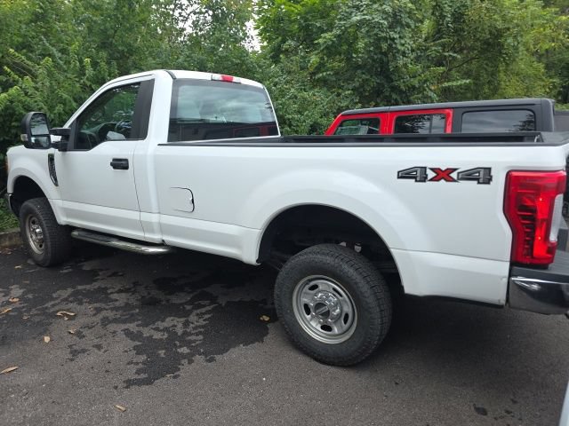 Used 2017 Ford F250 XL w/ Power Equipment Group AWD/4WD image 9