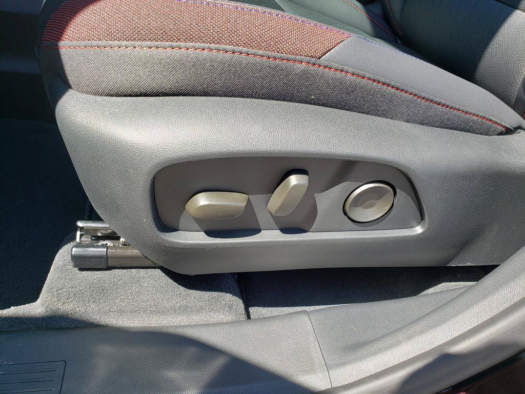 New 2026 Chevrolet Equinox RS FWD image 24