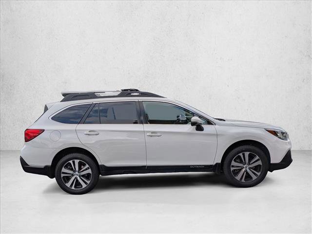 Used 2018 Subaru Outback 2.5i Limited AWD/4WD image 4