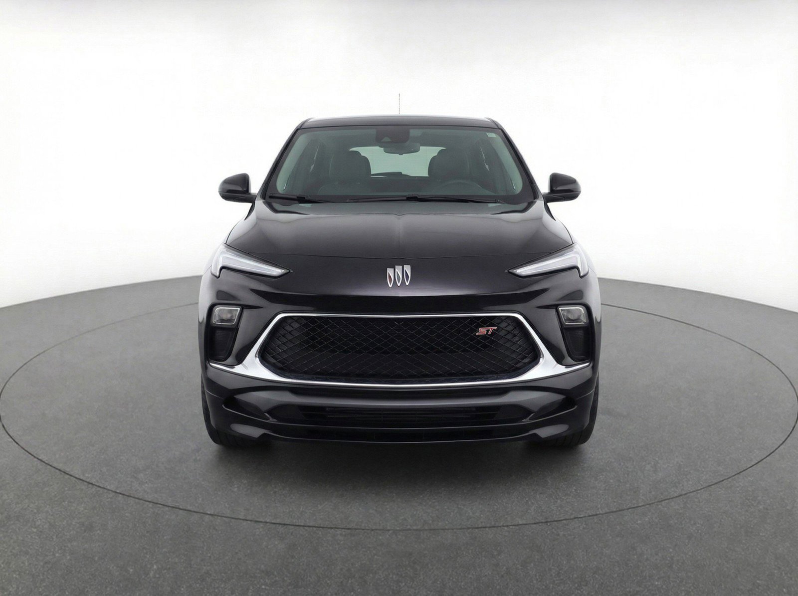 Used 2024 Buick Encore GX Sport Touring image 2