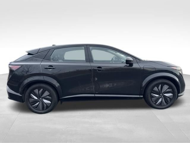 Used 2024 Nissan Ariya AWD image 5