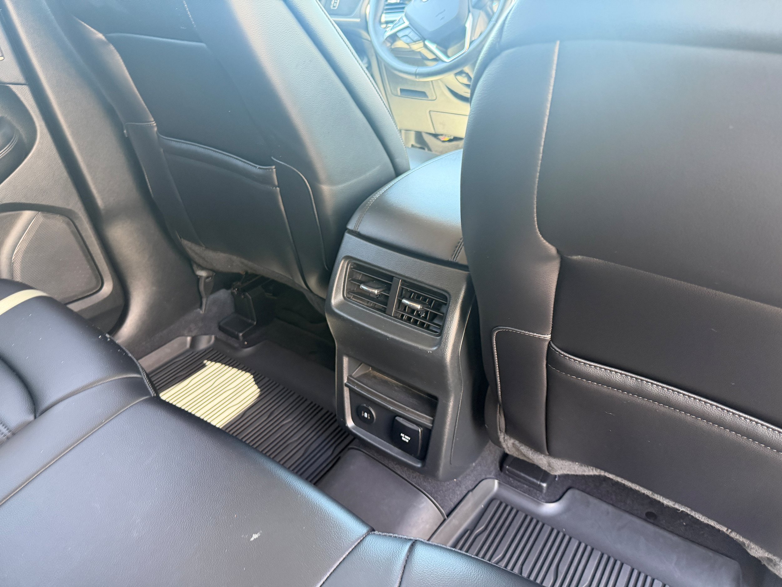 Certified 2024 Ford Edge SEL w/ Convenience Package AWD/4WD image 16