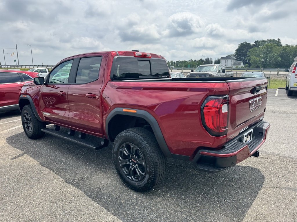 New 2025 GMC Canyon Elevation w/ Convenience Package image 4