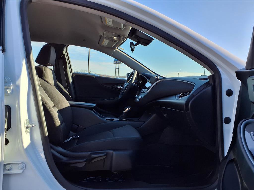 Used 2025 Chevrolet Malibu LS w/ LPO, Floor Liner Package image 22