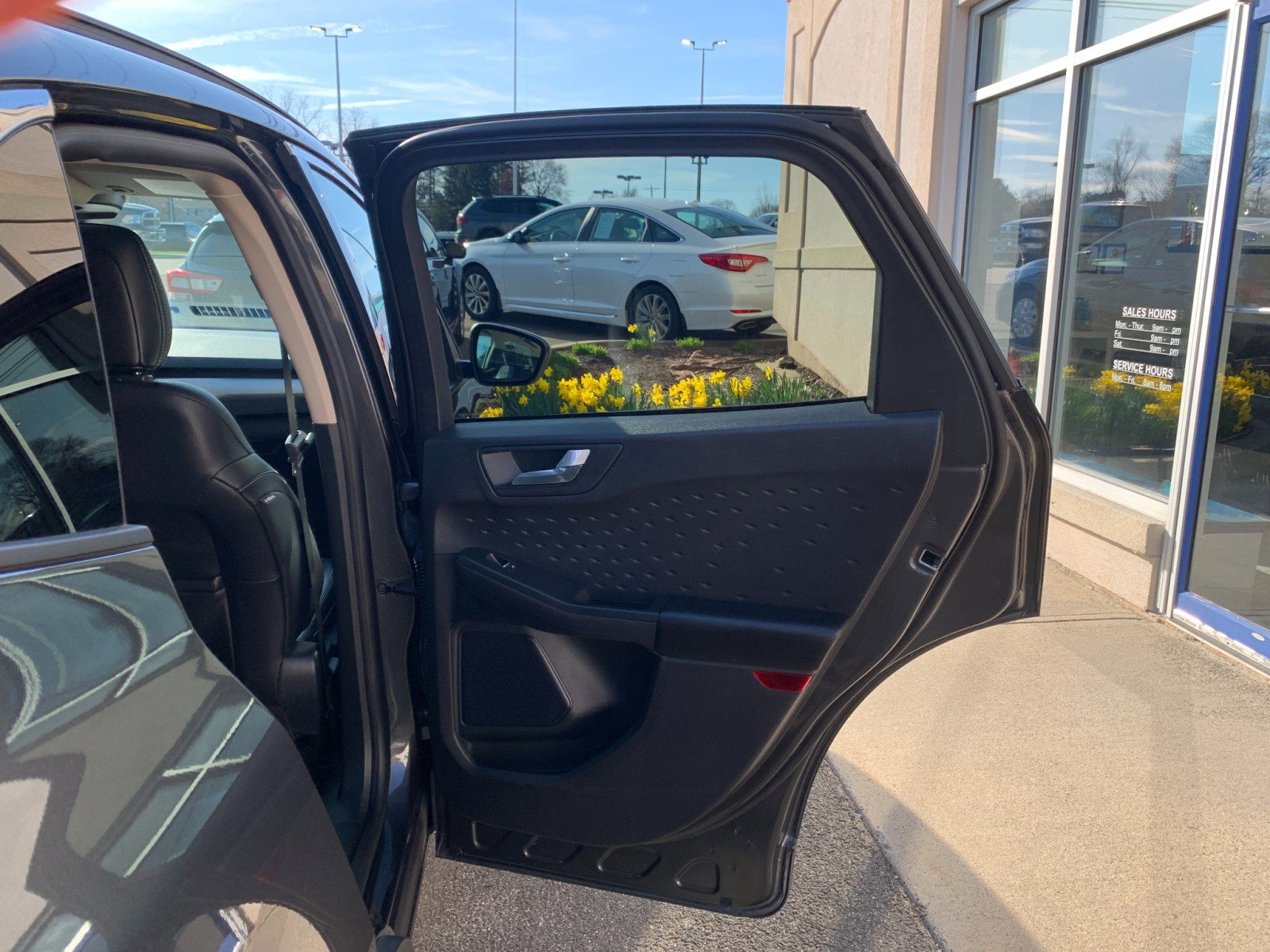 Used 2020 Ford Escape SEL image 34